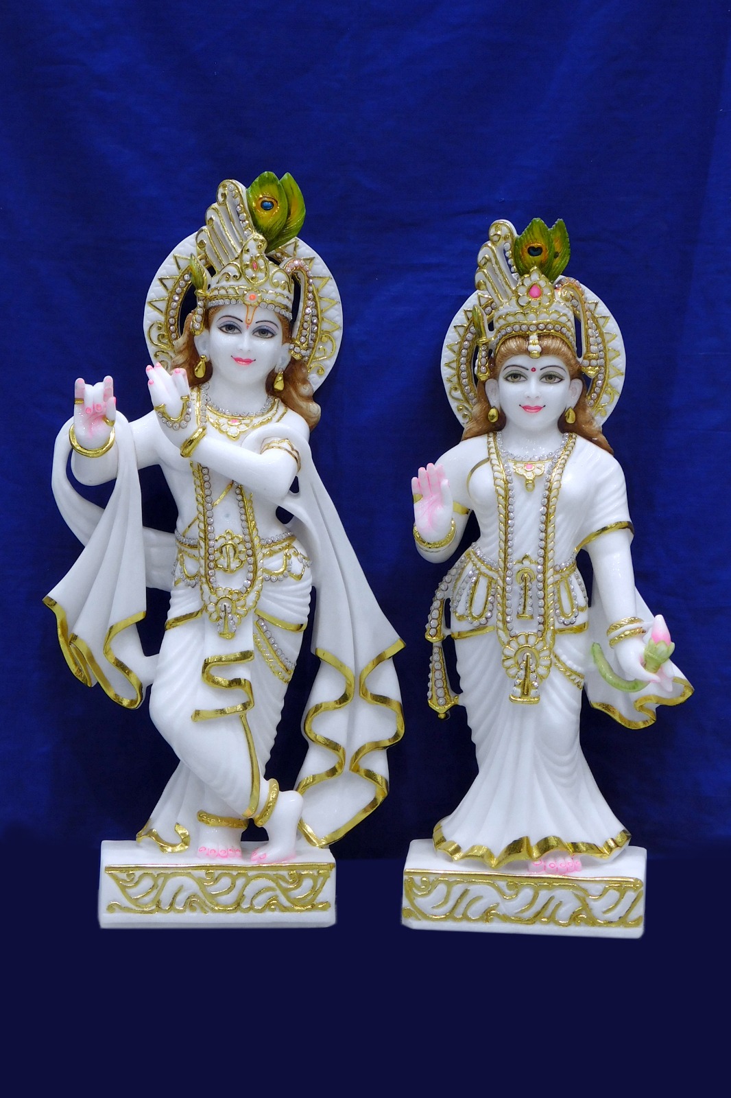 Makrana Marble Statue Of Radha Krishna