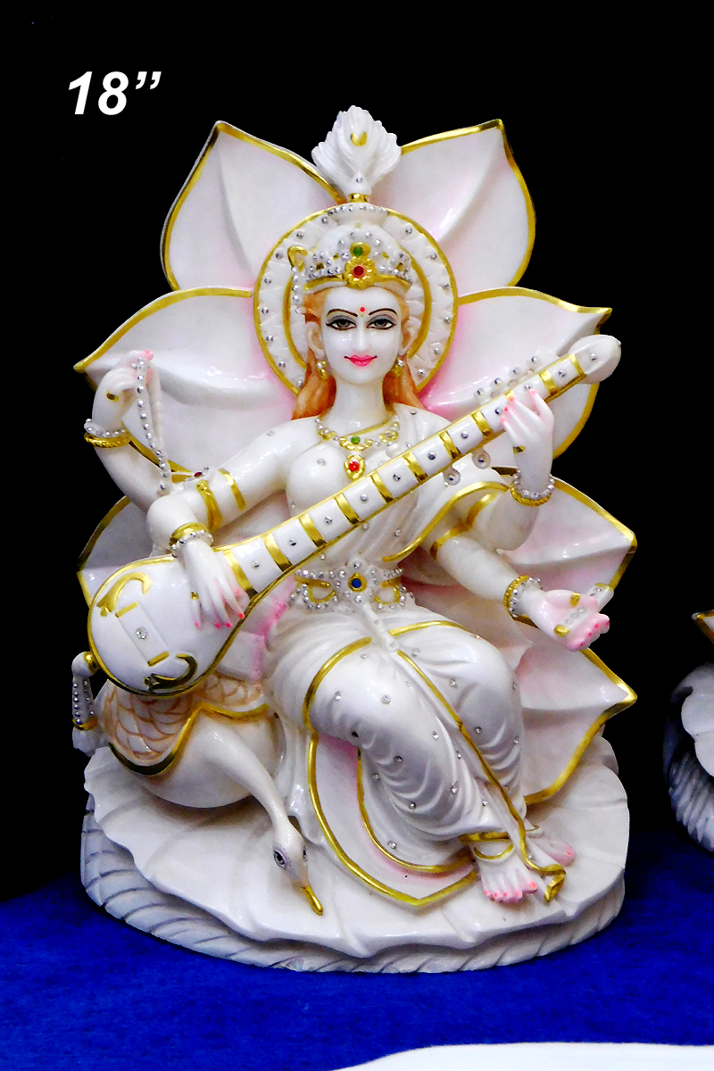 Saraswati Maa Marble Moorti Sitting On Lotus